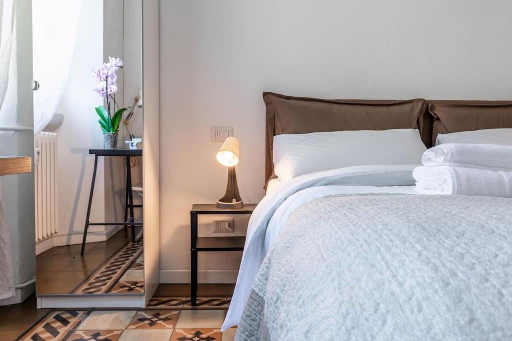Appartamento Bilocale Zara - Stazione Centrale - Isola Design District 米兰 外观 照片